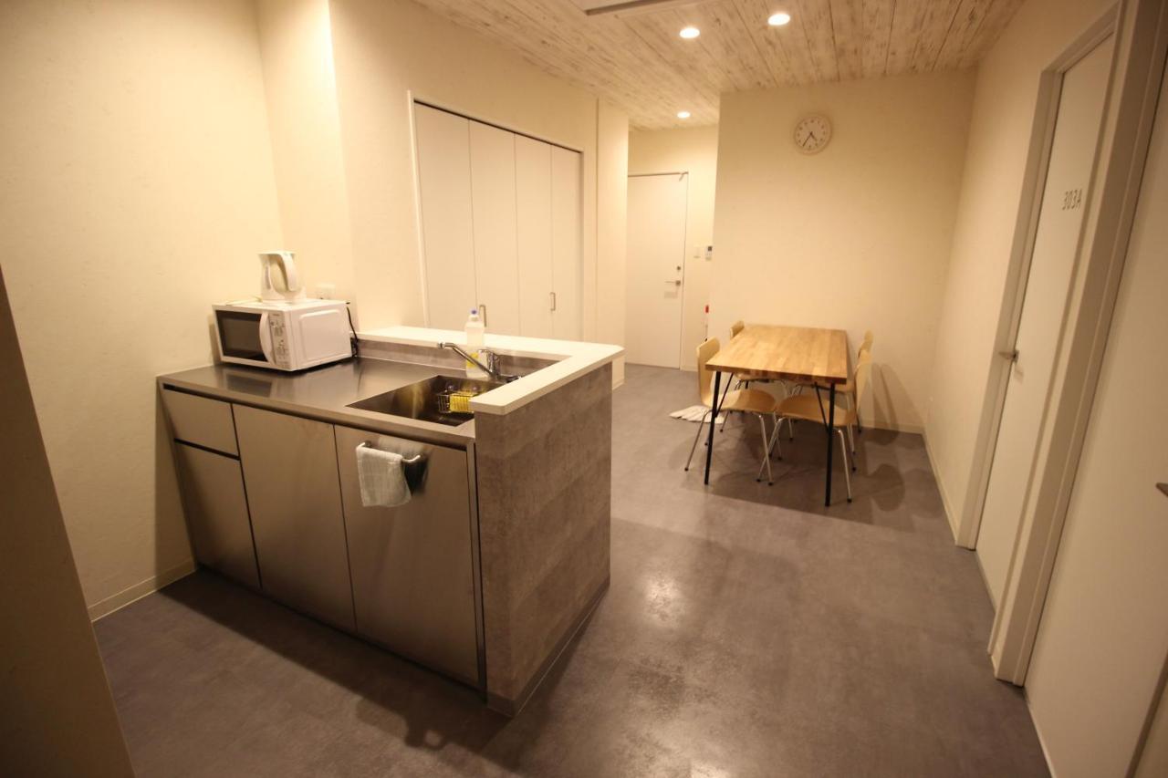 Namba West Saika Apartamento Osaca Exterior foto